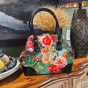 Vintage Glam patent handbag NWOT